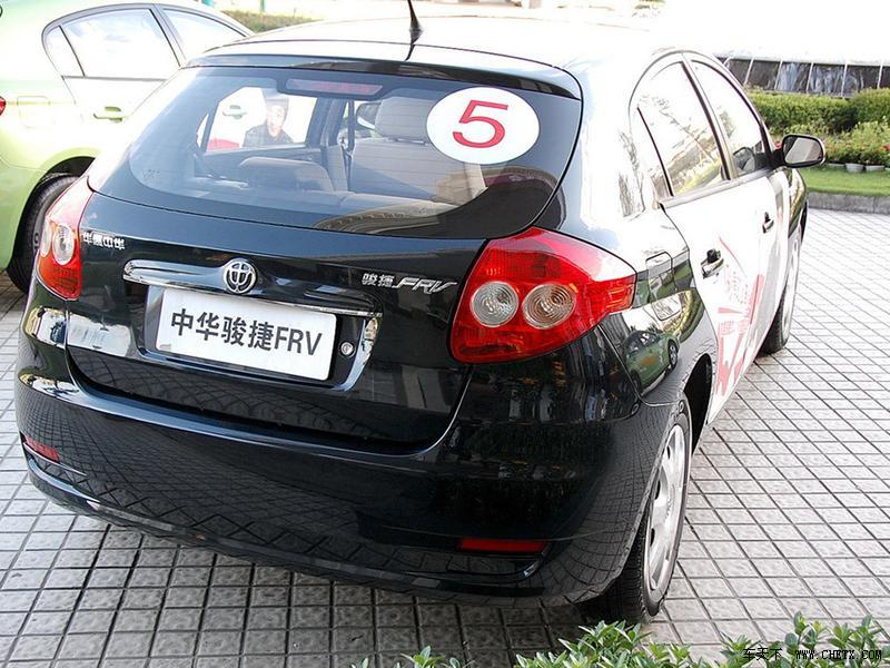 华晨轿车 中华骏捷frv 中华骏捷frv 1.3 mt舒适型高清图片