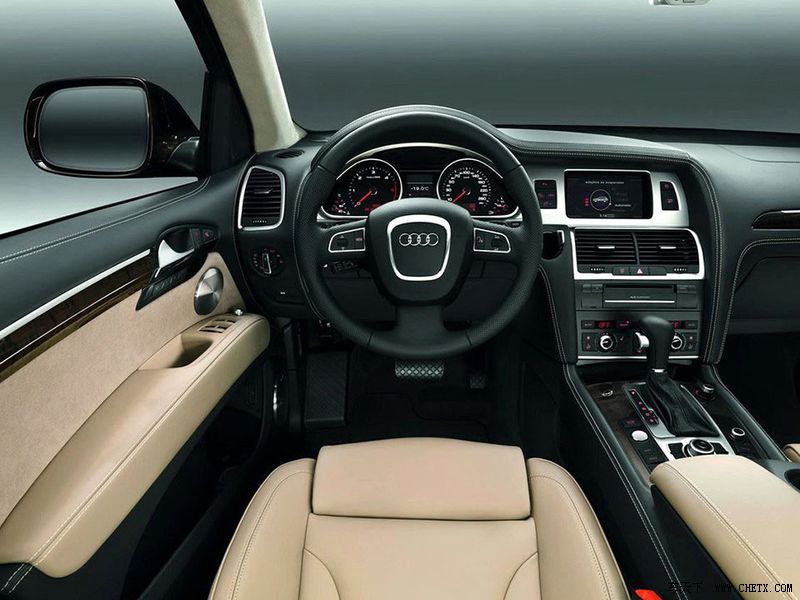 奥迪(进口 奥迪q7 奥迪q7 2012款 3.0 tdi 领先型 中控方向盘