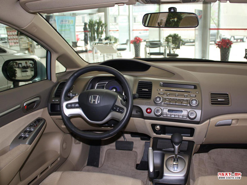 �������Ʊ�֮�� 8���г�������۳����Ƽ�