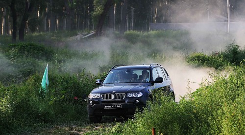 Ȥ܇?c)?BMW X3֮