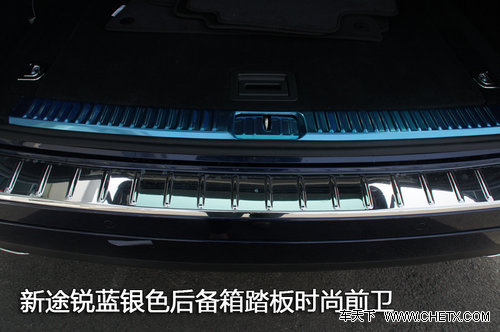 不折不扣SUV王者 静态体验2011款途锐