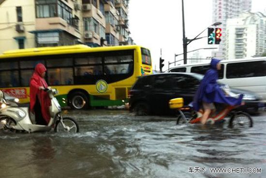 雨天行车安全 雨天行车