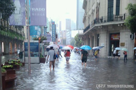 雨天行车安全 雨天行车