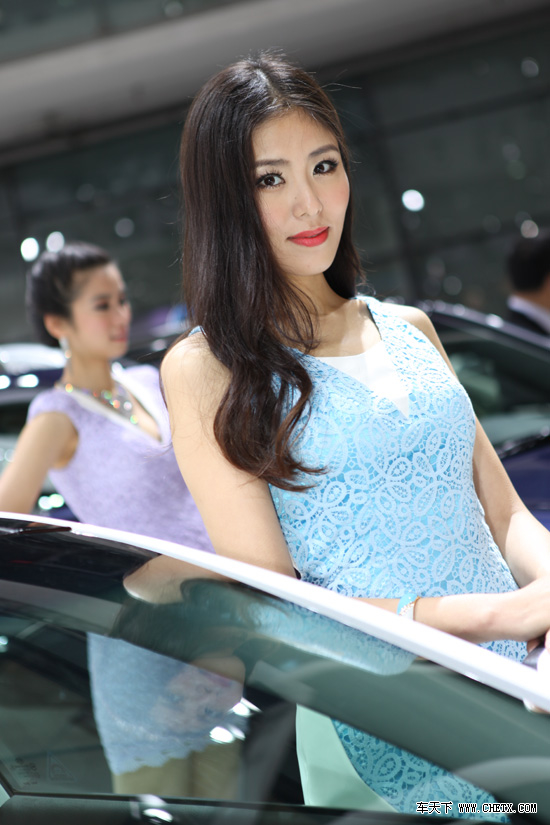 �Ϻ���չ ��ģ